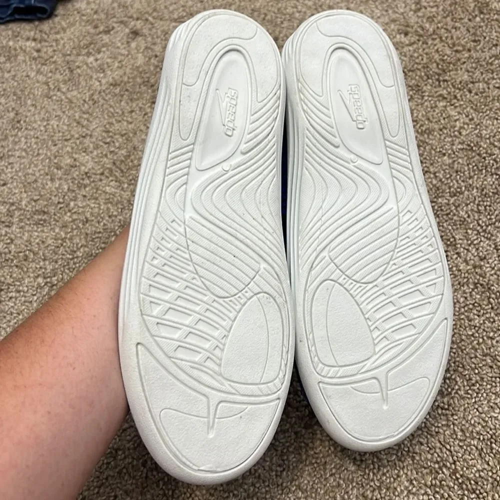 NWT Speedo Junior Water Shoes Youth L 4-5